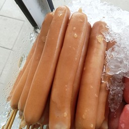 ไส้กรอกหนังกรอบ