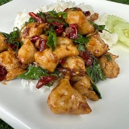 กระเพรา ลูกชิ้นปลาอินทรีย์  จุก จุกๆๆ