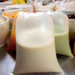 น้ำเต้าหู้นมสด