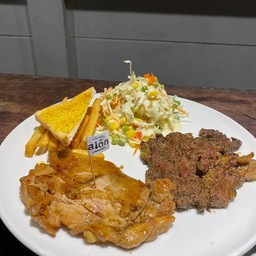 สเต็กหมูพริกไทยดำ+ สเต็กไก่เทอริยากิ