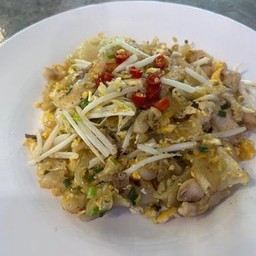 ก๋วยเตี๋ยวคั่วไก่