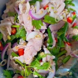 หมูขยำส้ม