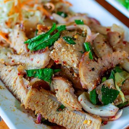 น้ำตกหมู