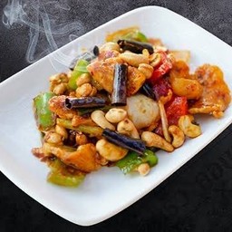 ไก่ผัดเม็ดมะม่วง