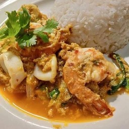 ข้าวทะเลผัดผงกะหรี่