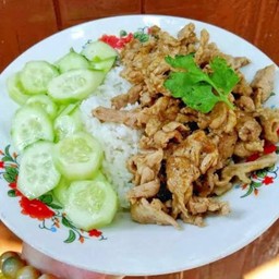 หมูกระเทียม