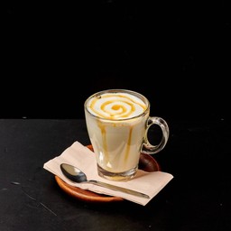 นมคาราเมล ร้อน