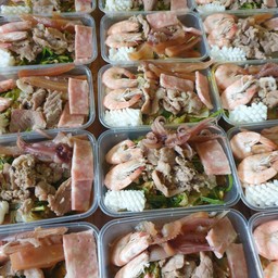 สุกี้แห้งหมู