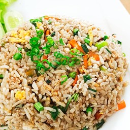 ข้าวผัดน้ำปลาร้า