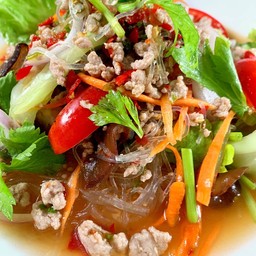 ยำวุ้นเส้นหมูสับ