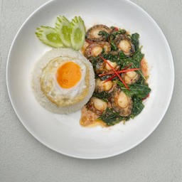 กะเพราเป๋าฮื้อ