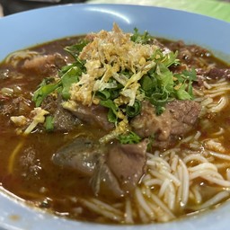 ขนมจีนน้ำแกงอ่อมเนื้อ