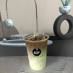 มัทฉะช็อคโกแลต เย็น Matcha Chocolate