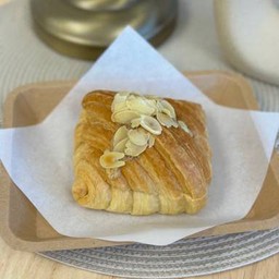Almond Croissant