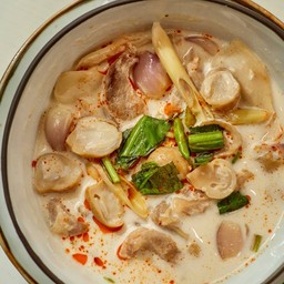 ต้มข่าไก่