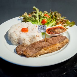 ข้าวหน้าสเต็กโคขุน