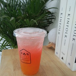 สตรอเบอร์รี่โซดา