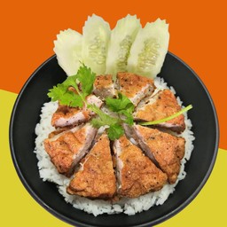 ข้าวหน้าหมูยอทอด สูตรนครพนม