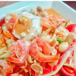 ตำไทยถั่วกระจก+ไข่เค็ม