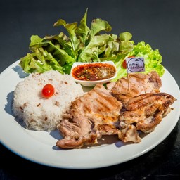 ข้าวหน้าสเต็กสันคอหมู