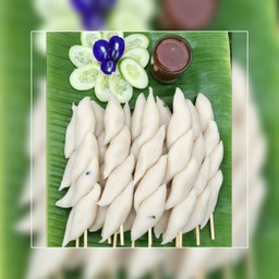 ลูกชิ้นปลาเเหลมใหญ่ ไม้ละ