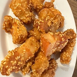 หมูสามชั้นทอดน้ำปลา