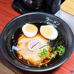 โชยุราเมง ซุปซอสญี่ปุ่น