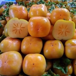 ลูกพลับ2-3ลูก