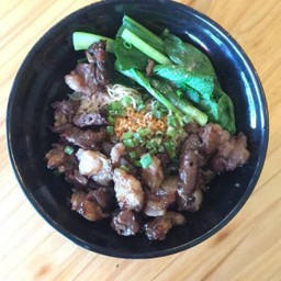 บะหมี่เนื้อโคขุนย่าง