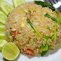 ข้าวผัดหมู