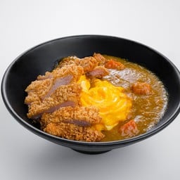 ข้าวหมูทอดราดแกงกะหรี่ไข่ข้น