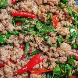 กระเพราบ้านบ้าน วาสนา อุทัย