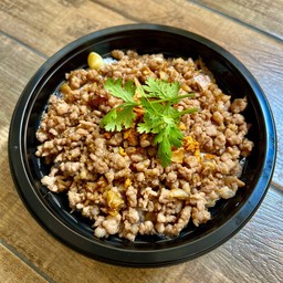 ข้าวหมูสับกระเทียม จุกๆ