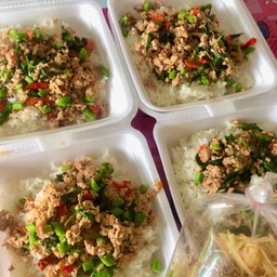 ข้าวกะเพราหมูสับ