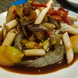 ตำไหลบัวกุ้งสดปลาร้า