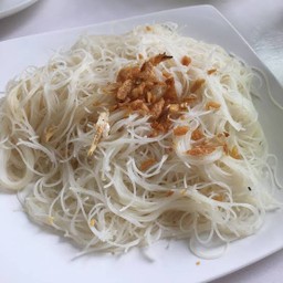 เส้นหมี่ขาว