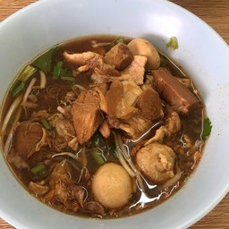 ก๋วยเตี๋ยวหมู