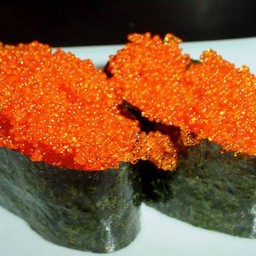 Tobiko sushi (2 คำ)