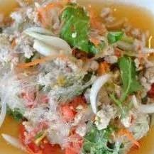 ยำวุ้นเส้นหมูสับ