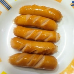 ไส้กรอกไก่หนังกรอบ 5 ชิ้น