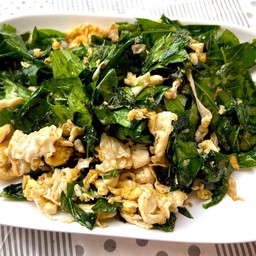 ใบเหลียงผัดไข่