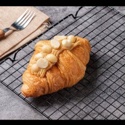 Macadamia Caramel Croissant
