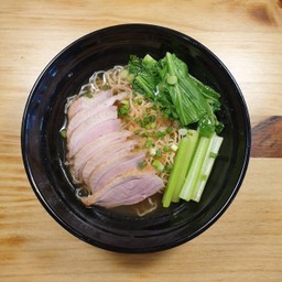 บะหมี่น้ำอกเป็ดรมควัน