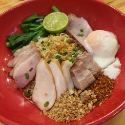 บะหมี่ต้มยำรมควัน4หน้า Smoke me!