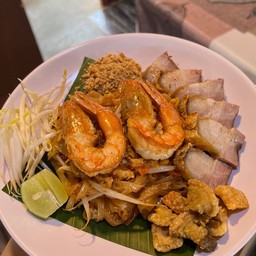 ผัดไทยโบราณ (เหมาร้าน) ไม่เผ็ดเลย