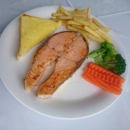 สเต็กปลาแซลมอน