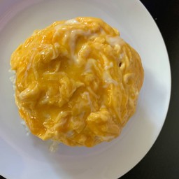 ข้าวไข่ข้นลาวา