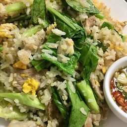 ข้าวผัดไก่