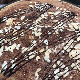 นูเทลล่า+อัลมอนด์