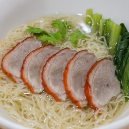 ก๋วยเตี๋ยว เป็ดย่าง น้ำใส